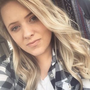 Meet your Posher, Megan